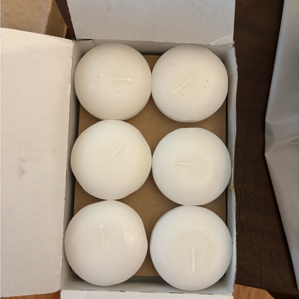 2 sets of 12 - 3 inch Floating Candles